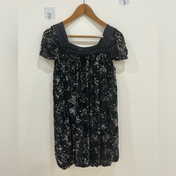 Black and Gray Off-Shoulder Dress - Picture 8 of 8